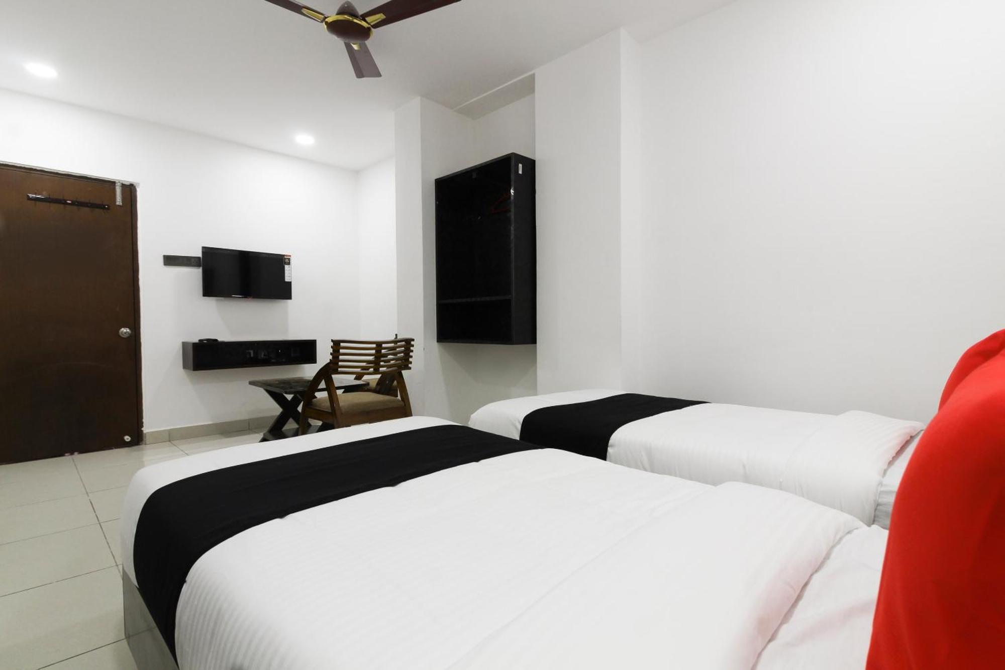 Super Mythri Hotel Near By Ecil, As Rao Nagar, Sainikpuri Maula Ali Екстериор снимка