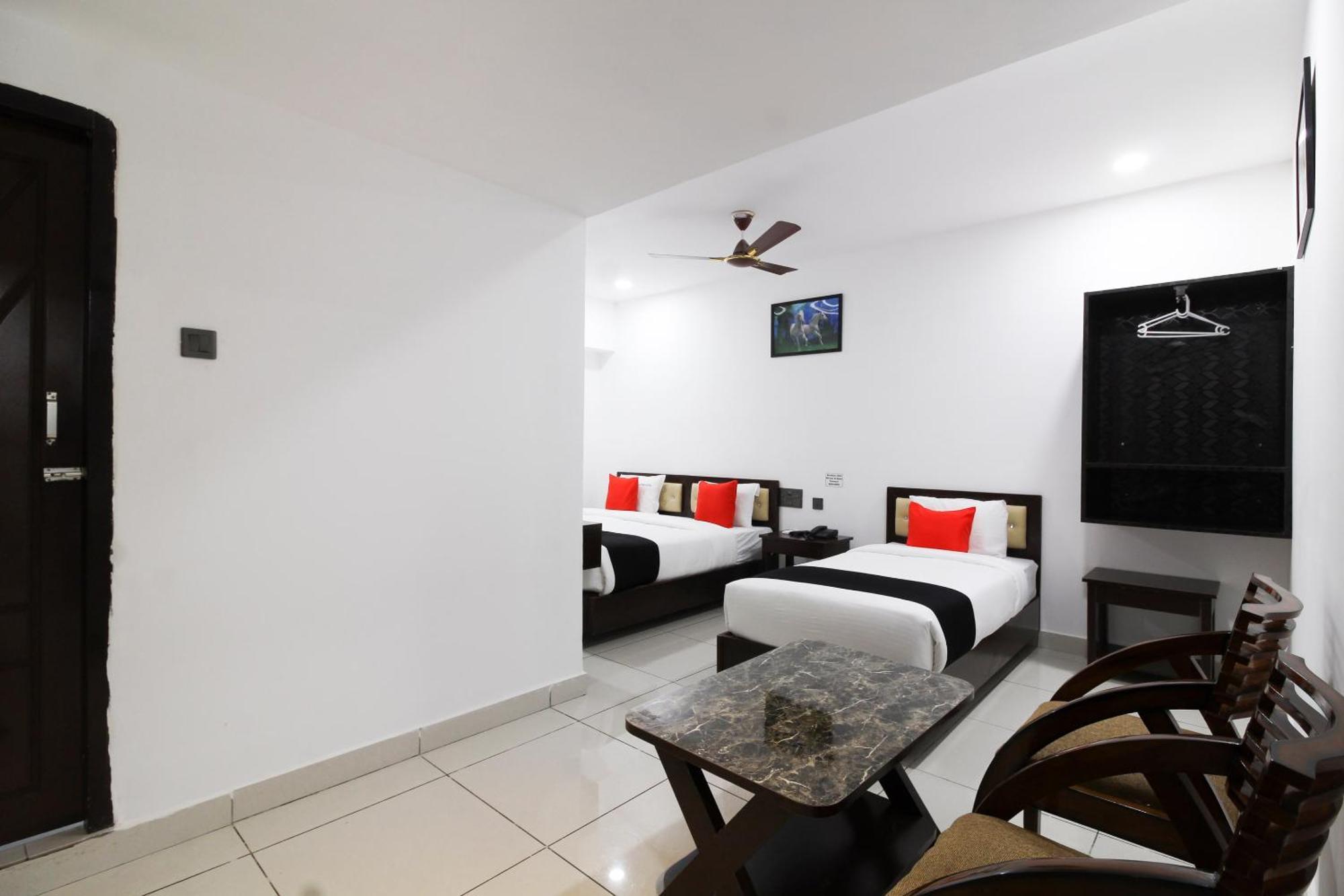 Super Mythri Hotel Near By Ecil, As Rao Nagar, Sainikpuri Maula Ali Екстериор снимка
