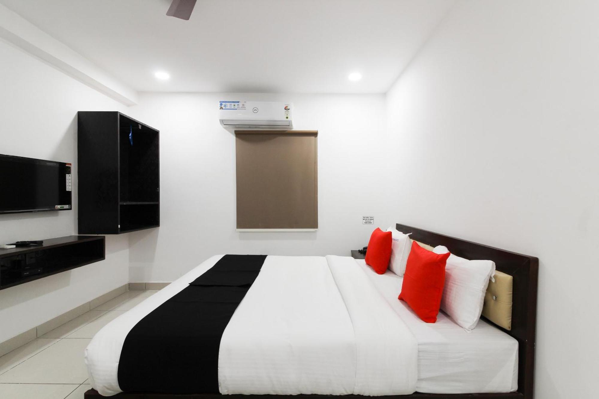 Super Mythri Hotel Near By Ecil, As Rao Nagar, Sainikpuri Maula Ali Екстериор снимка